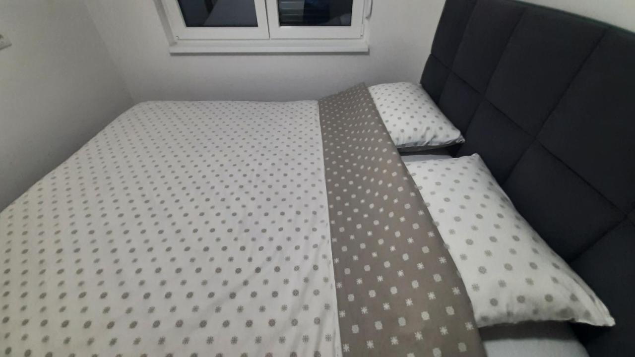 Apartman 222 Brcko Bagian luar foto