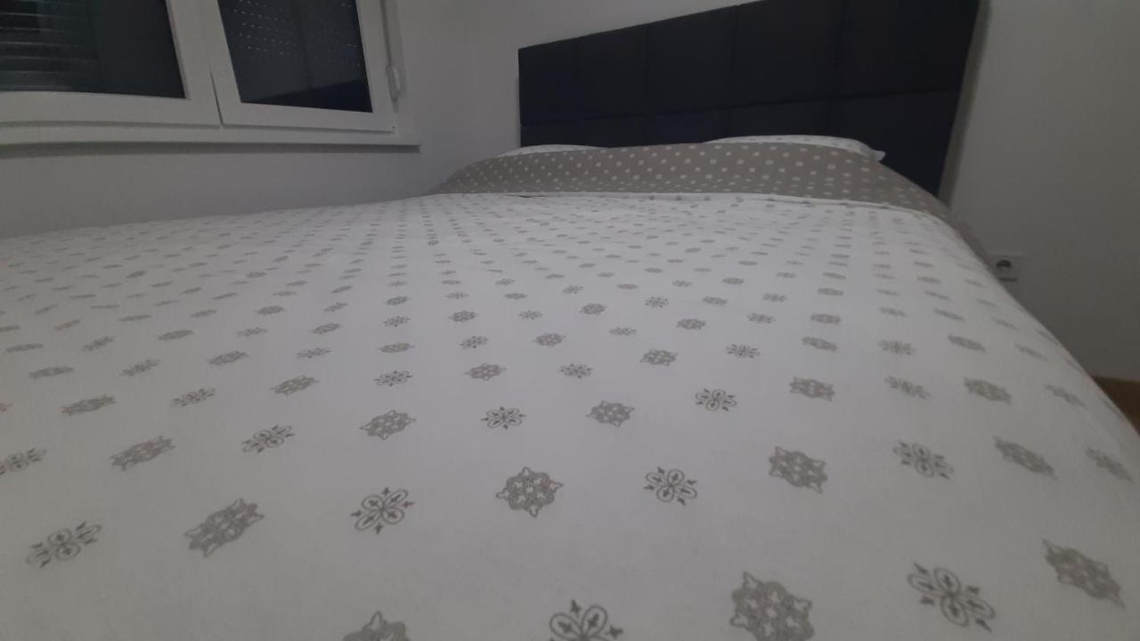 Apartman 222 Brcko Bagian luar foto